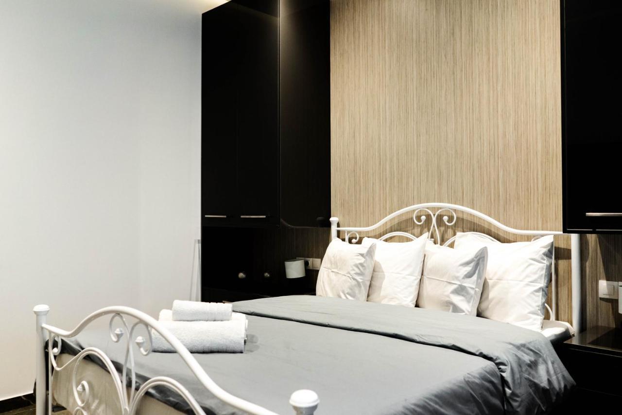 Larissa Railway &Metro Station Apartment เอเธนส์ ภายนอก รูปภาพ